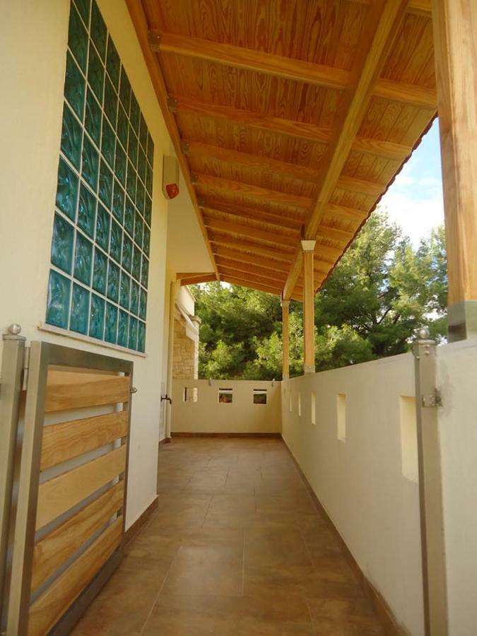 Villa Chris Посиди Екстериор снимка